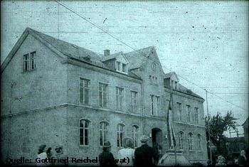 Die Volksschule im Unterdorf (später "Pestalozzi-Schule")